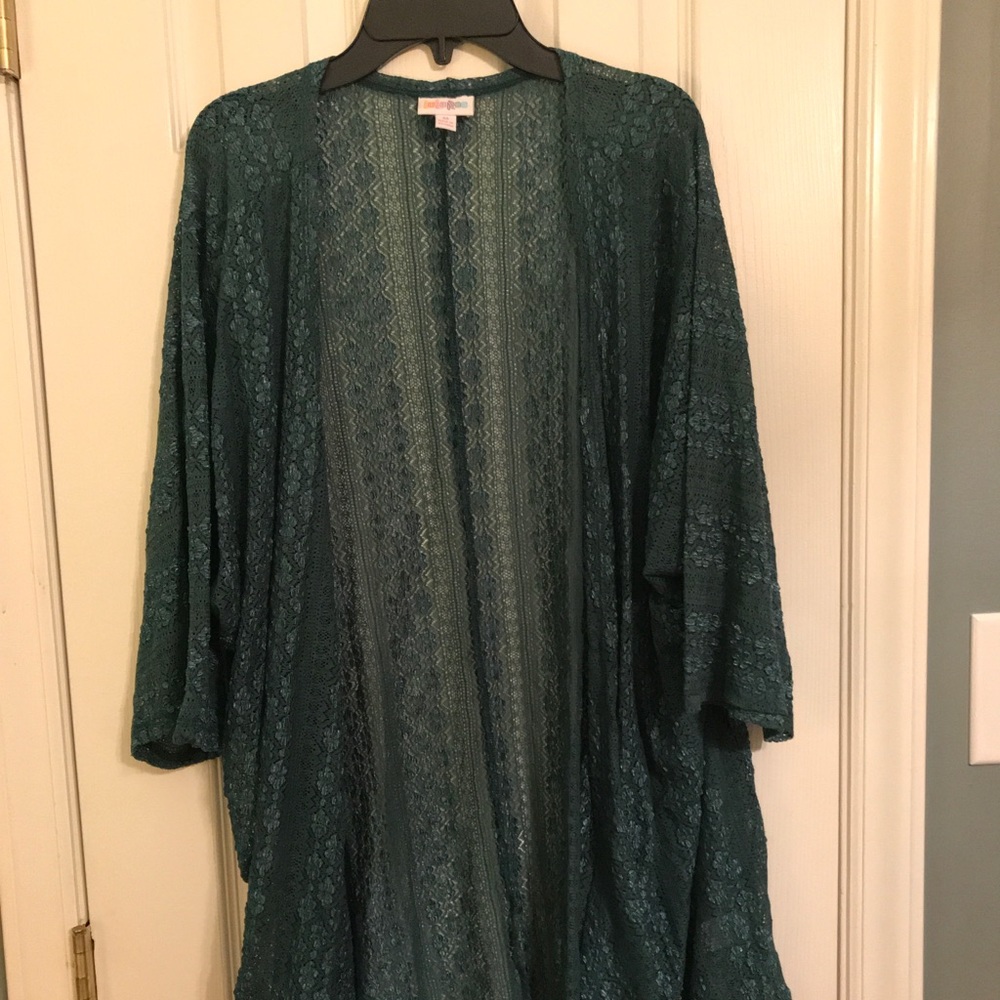 Lularoe Lindsey size medium